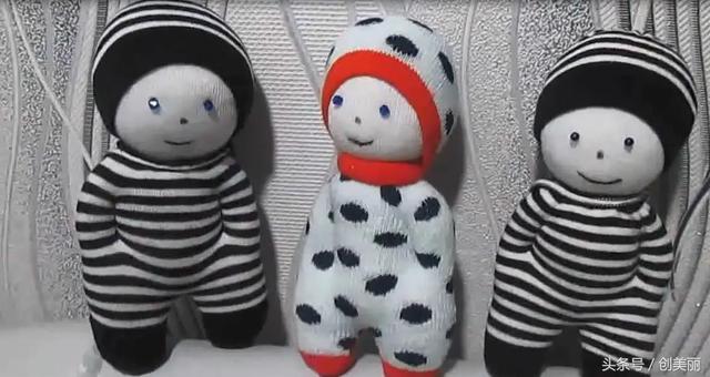 自己动手用废旧袜子做手工娃娃吧！，如何用袜子做手工娃娃（教你用袜子做一个可爱的布娃娃）