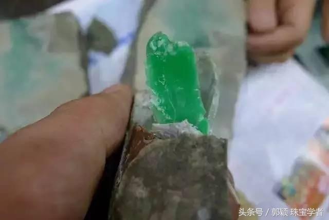 赌石怎么才能成功，五种方法教你（你就没有赌石的欲望了）
