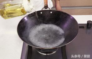 青豆怎么炒，青豆怎么炒好吃（大厨手把手教你肉末炒青豆）