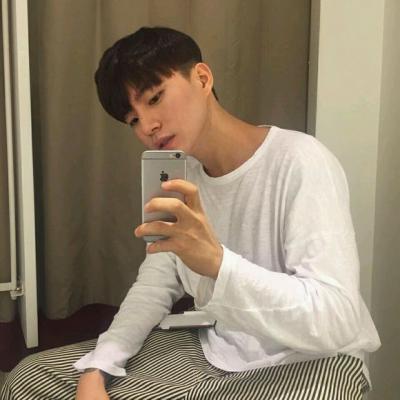 微信头像男生阳光帅气，阳光帅气酷酷的男生微信头像（最潮最酷男生微信个性头像2018精选）