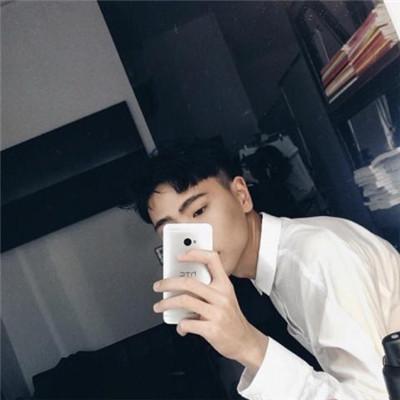 微信头像男生阳光帅气，阳光帅气酷酷的男生微信头像（最潮最酷男生微信个性头像2018精选）