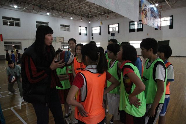 八一队是哪个省的，八一队是哪个省的部队（星光熠熠的青岛籍篮球明星）