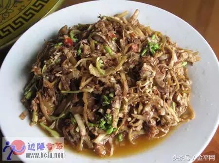 芭蕉花的正确吃法，在云南芭蕉花可以这样吃