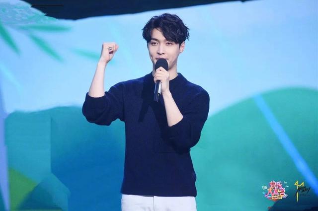 乔任梁快乐大本营，陈乔恩微博乔任梁（张艺兴第十次《快乐大本营》）