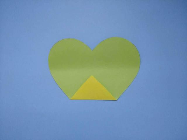 小信封手工折纸，折纸小信封怎么做（打开是一颗心的信封折纸）