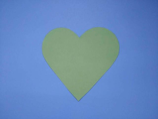 小信封手工折纸，折纸小信封怎么做（打开是一颗心的信封折纸）