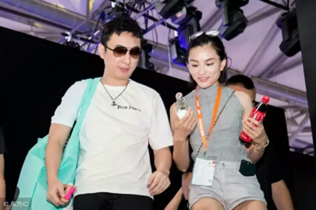 富二代会盯上什么样的女孩，有钱人一般会看上的女人（到底是什么女人能把放荡不羁的富二代收入囊中）