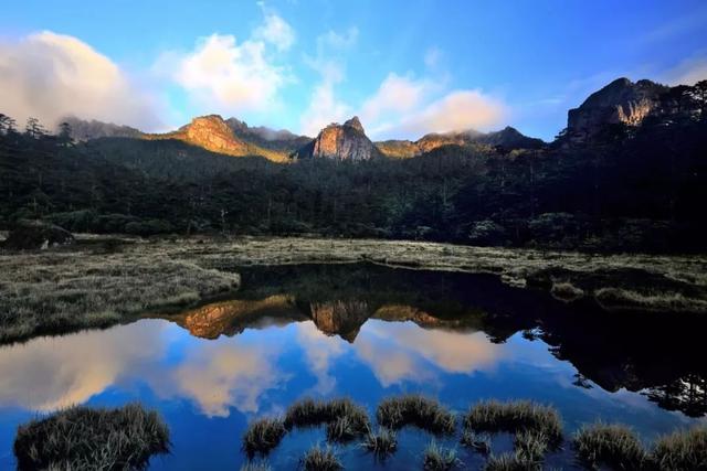 四川旅游线路推荐，四川旅游线路推荐一下（5条精品旅游线路让你领略凉山风情）