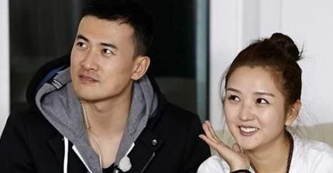 何洁发长文曝离婚内幕，何洁揭露离婚内幕