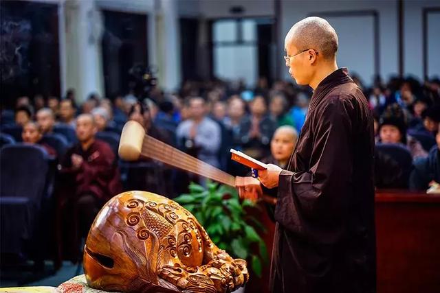 去寺庙怎么叩拜，去寺庙烧香拜佛的规矩