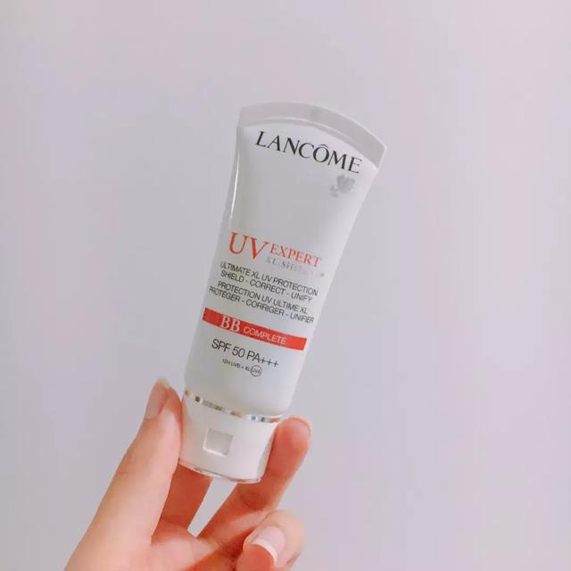 兰蔻抗御防晒bb霜怎么样，兰蔻BB防晒霜（这些好用的防晒、口红、护手霜）