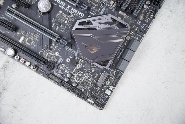 华硕GTX1080功耗是多少，exynos1080功耗（M10H+GTX）