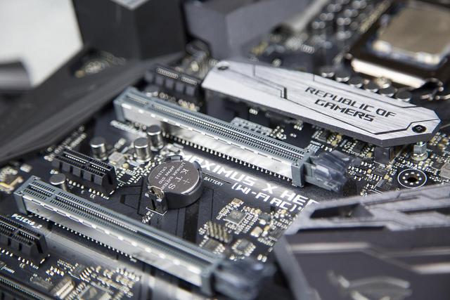 华硕GTX1080功耗是多少，exynos1080功耗（M10H+GTX）