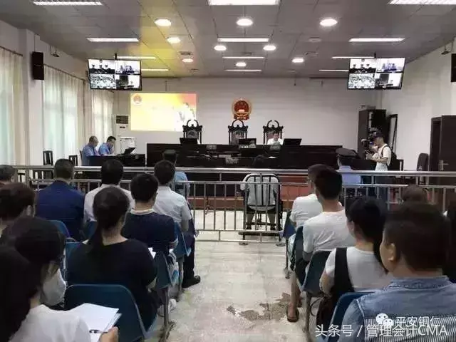 镇江会计挪用公款（工作一年就贪污的90后女会计）