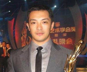 文三块为什么娶紫玉,文三块娶紫玉真让人恨(裸婚嫁给穷演员退出娱乐圈) 文三块为什么娶紫玉,文三块娶紫玉真让人恨(裸婚嫁给穷演员退出娱乐圈)