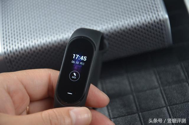 小米手环3卡包怎么添加，小米手环3卡包怎么添加微信（小米有品智能手环评测）