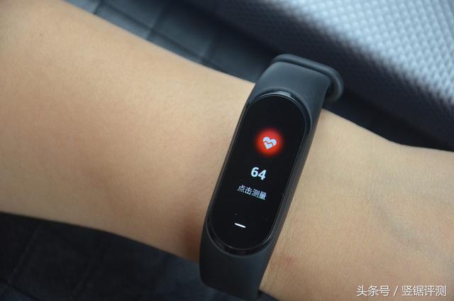 小米手环3卡包怎么添加，小米手环3卡包怎么添加微信（小米有品智能手环评测）