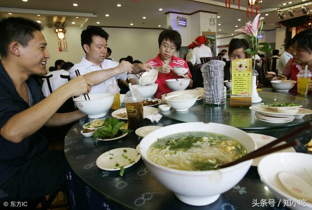 正宗米线汤料配方，制作米线汤料的步骤（古法小吃调料，正宗米线配方）