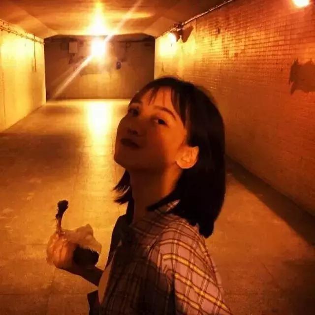 抖音最火句子等我熬过这个坎，人生到了低谷绝望的时候该怎么办（抖音很火正能量句子）