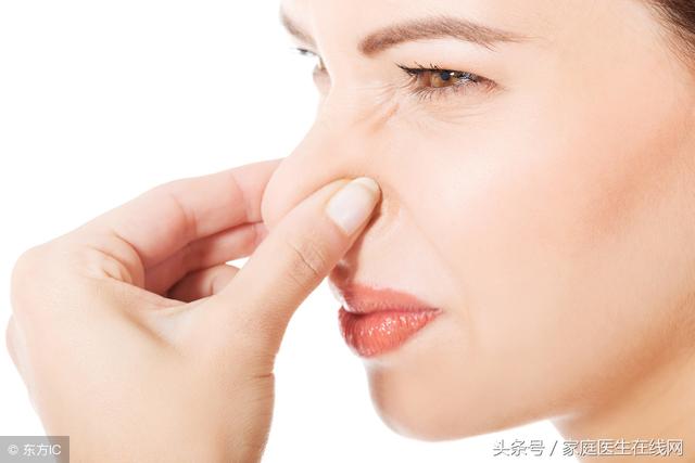 鼻子有黑头怎么办，青少年鼻子有黑头怎么办（鼻子出油，还有黑头怎么办）