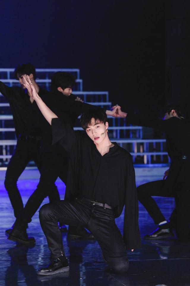 陈立农壁纸！，陈立农壁纸高清全屏 可爱（PERCENT陈立农高清手机壁纸图片）