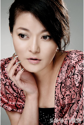 《憨媳当家》中的女演员-