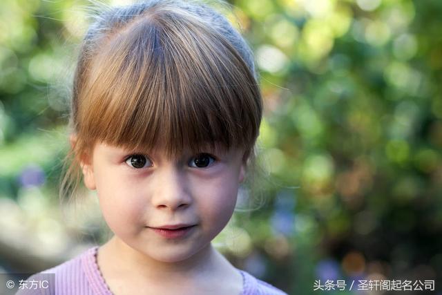 草字头女孩名字，草字头女孩名字寓意好（带草字头的女孩名字大全）