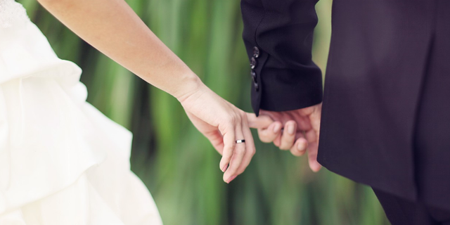 结婚份子钱给多少吉利，结婚随礼钱有什么讲究（结婚随礼钱有什么讲究 具体有三点）