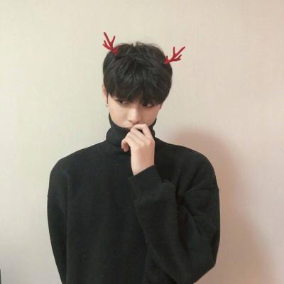 微信情侣头像一男一女，情侣头像一男一女（微信情侣头像一男一女青春阳光）