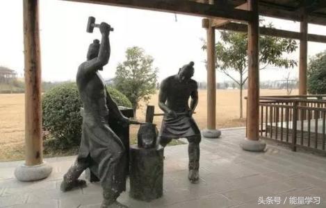 墨守成规是什么意思，墨守成规什么意思（按部就班墨守成规什么意思）