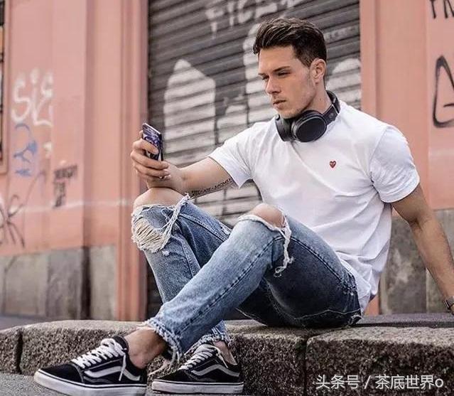 闷骚型的男人性格特点，闷骚男的五大特征（闷骚型男的4大特征）