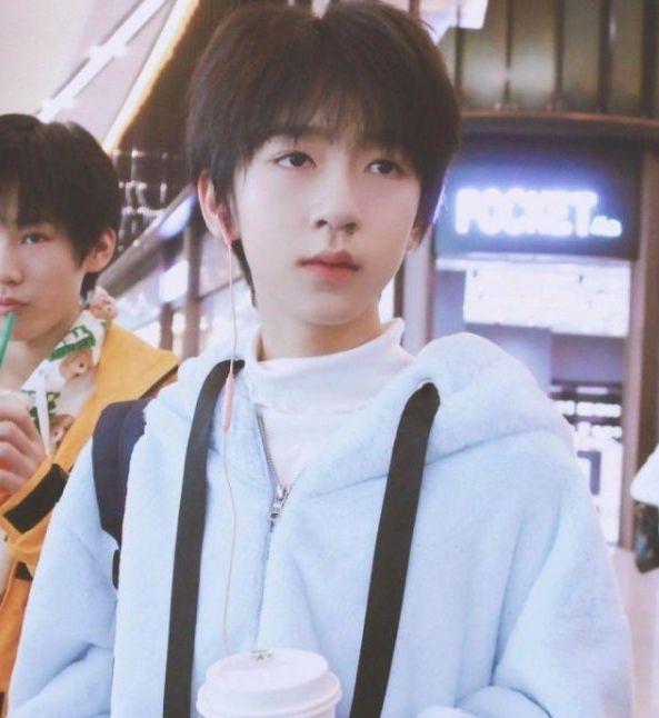 朱正廷粉丝应援口号，朱正廷给粉丝的话（各家有才的应援口号了解一下）