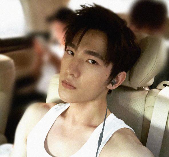 朱正廷粉丝应援口号，朱正廷给粉丝的话（各家有才的应援口号了解一下）