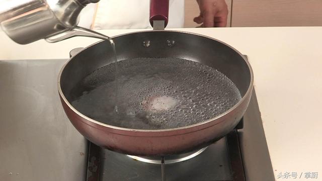 团鱼怎么做才好吃，甲鱼怎么做法好吃（妈妈做的菜就是好吃）