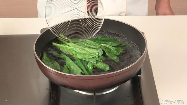 团鱼怎么做才好吃，甲鱼怎么做法好吃（妈妈做的菜就是好吃）