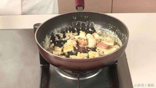 团鱼怎么做才好吃，甲鱼怎么做法好吃（妈妈做的菜就是好吃）