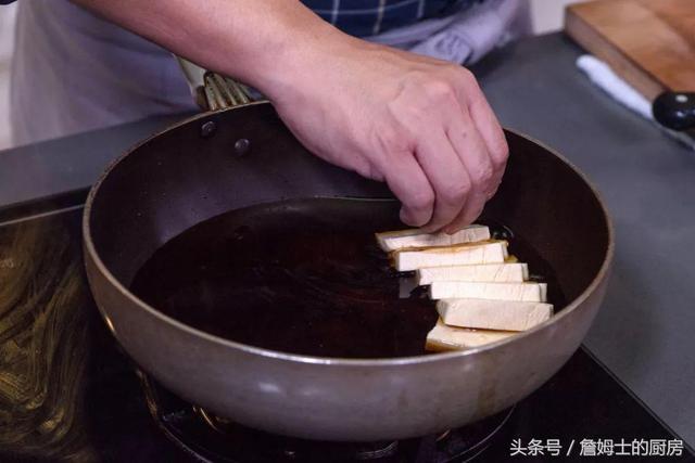 红烧鲽鱼的家常做法，红烧鲽鱼身的做法窍门（你吃过“轻红烧”的料理吗）