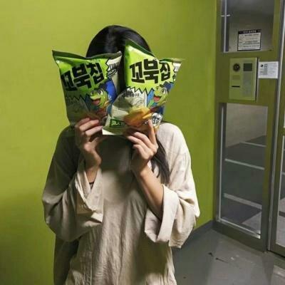 绿色系女生头像意境气质森系微信，绿色系女生头像意境气质森系（最新森系绿色系头像女生高清个性）