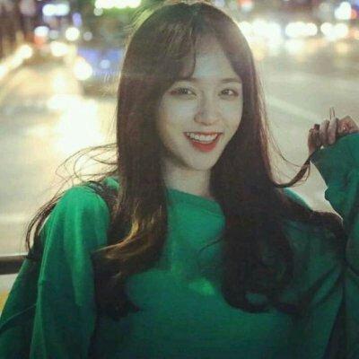 绿色系女生头像意境气质森系微信，绿色系女生头像意境气质森系（最新森系绿色系头像女生高清个性）