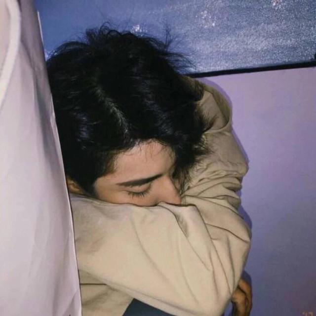 男生照片丑的 真实，超丑的男生头像微信（人丑还颜控）