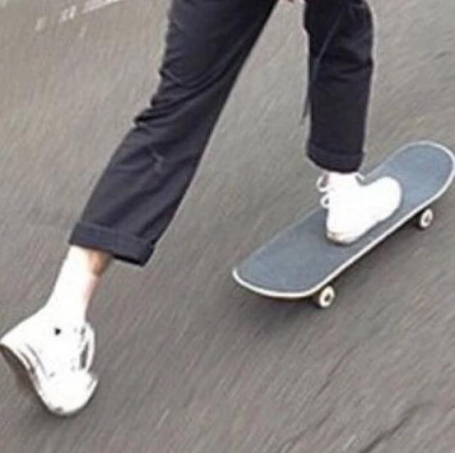 男生照片丑的 真实，超丑的男生头像微信（人丑还颜控）