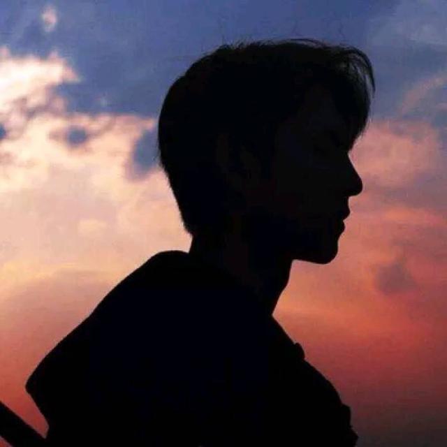 男生照片丑的 真实，超丑的男生头像微信（人丑还颜控）