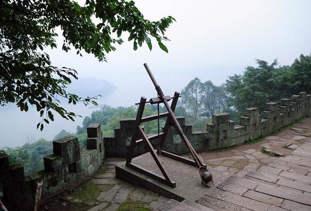 历史上最厉害的攻城兵器，投石机是中国古代最棒的攻城武器