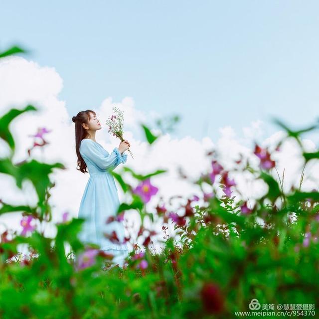 至上励合棉花糖完整歌词，棉花糖歌词（棉花糖的天，棉花糖的蓝）
