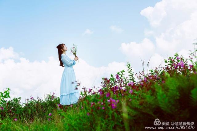 至上励合棉花糖完整歌词，棉花糖歌词（棉花糖的天，棉花糖的蓝）