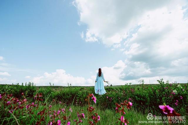 至上励合棉花糖完整歌词，棉花糖歌词（棉花糖的天，棉花糖的蓝）
