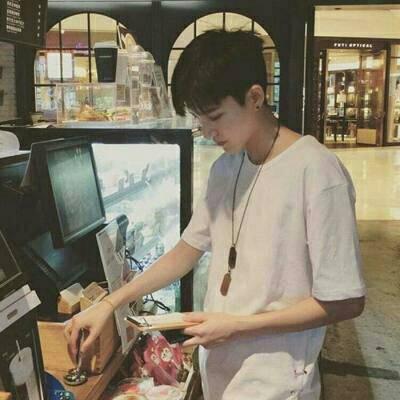 美男,微信头像,美男(微信帅哥头像高清图片大全) 美男,微信头像,美男(微信帅哥头像高清图片大全)