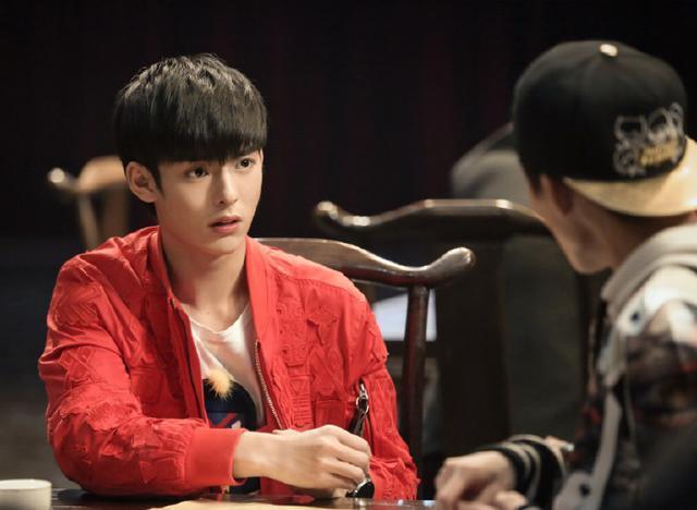 车总是车嘎力巴吗，车嘎力巴死了没（《沙海》为了拍这段“解内衣”戏）