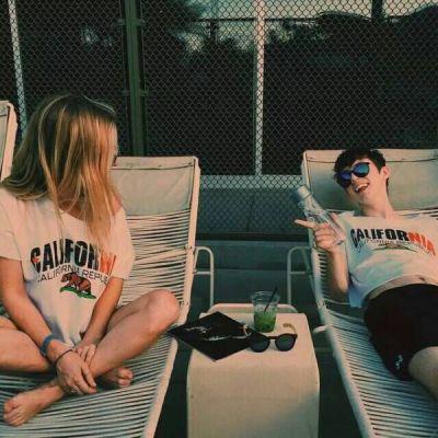 欧美情侣头像微信,欧美情侣头像(超甜蜜欧美情侣微信头像一对两张) 欧美情侣头像微信,欧美情侣头像(超甜蜜欧美情侣微信头像一对两张)