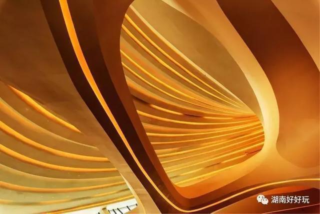 九龙仓为什么选在长沙，长沙九龙仓是谁的（长沙最适合玩耍的6大“网红”地标）